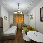 Central Apartment Tirana *