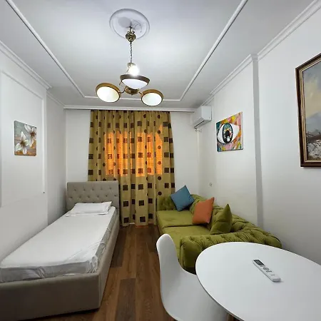 Lägenhet Central Apartment Tirana