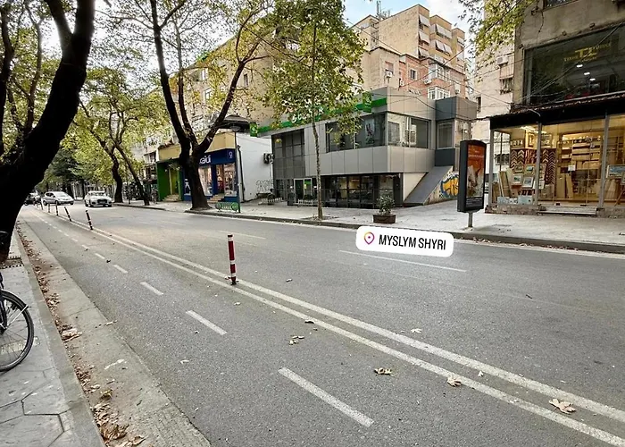 公寓 Central Apartment Tirana 地拉那